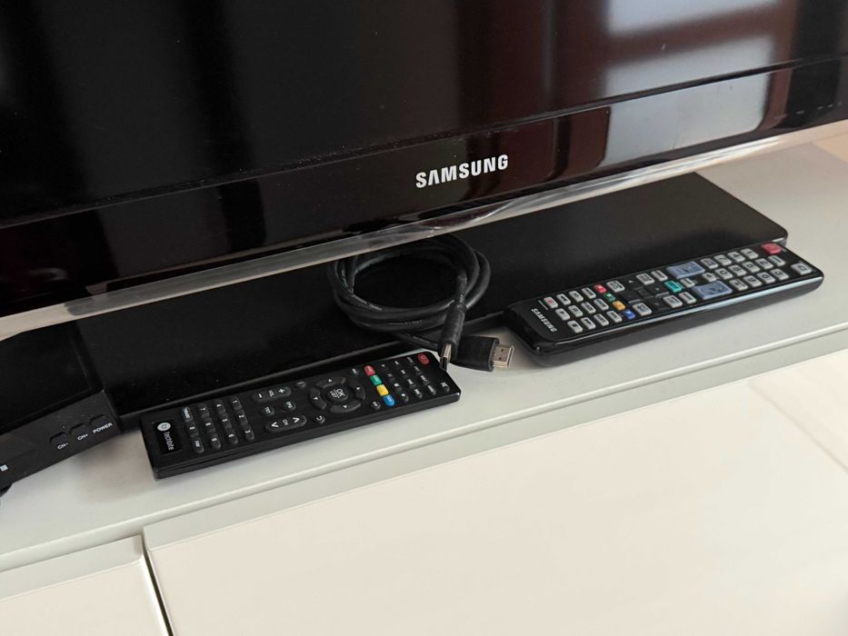 Telewizor Samsung + dekoder