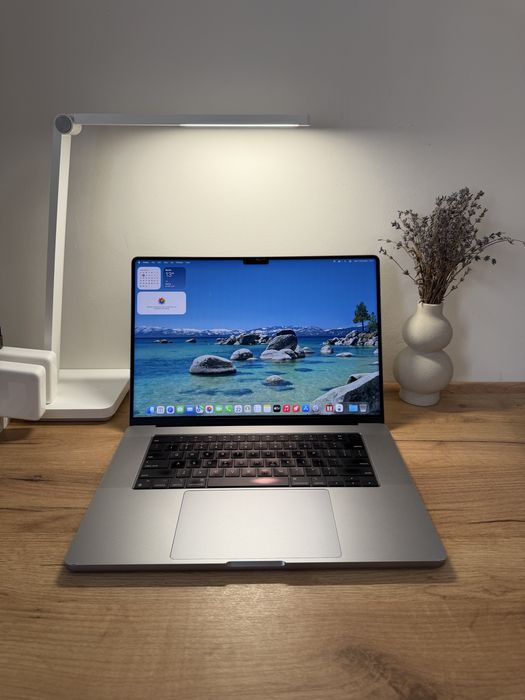 macbook pro 16 m1 pro 32gb - Купити електроніку - Ціни на OLX.ua