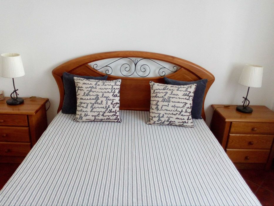 Casa Pereirinha - V. N. Milfontes    dispõe de Wi-Fi