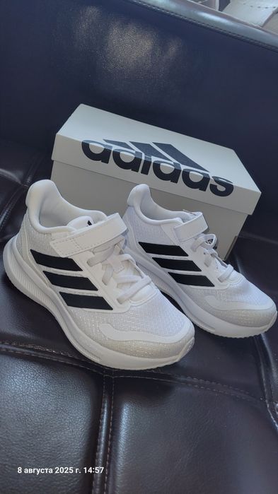 Кросівки adidas Runfalcon 5