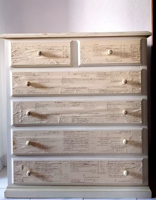 Quarto vintage menina