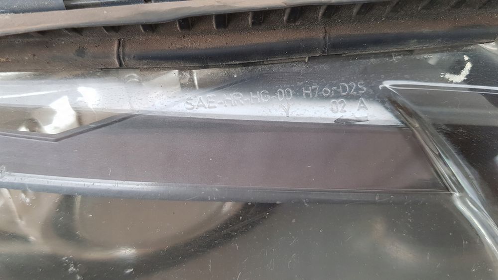 BMW E46 Compact Xenon Lampa Prawa przód