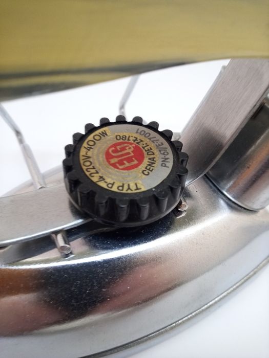 PRL. Żelazko turystyczne.