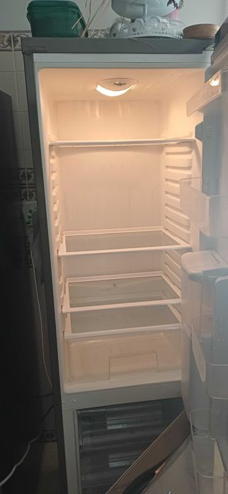 Frigorífico combinado jocel