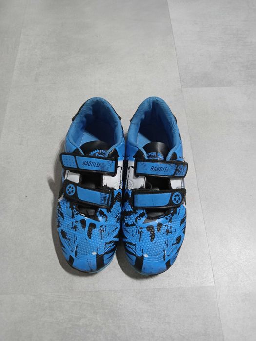 Buty halowe chłopięce