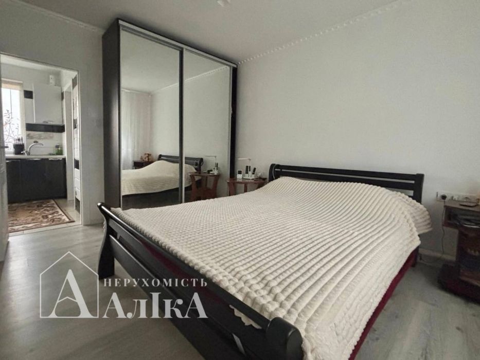 Продам будинок на березі річки Дністер