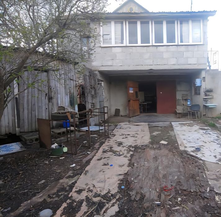 У продажу будинок