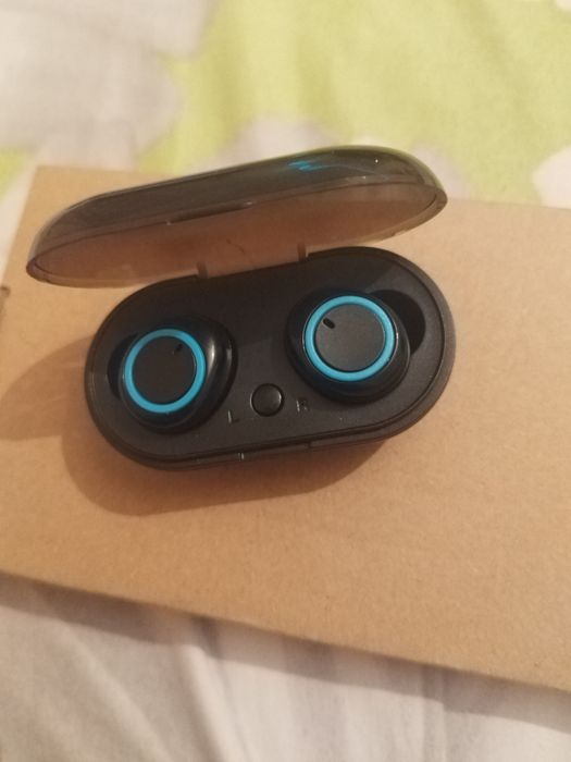 Продам навушники недорого