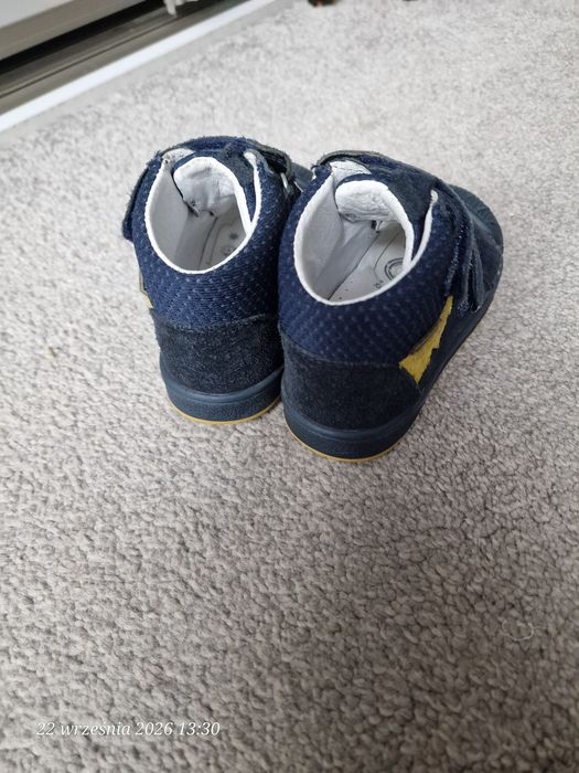 Buty jesienne roz 23 stan bdb