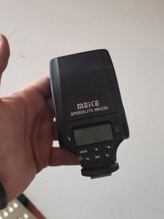 Flash Mike Mk320 +  Tripe
