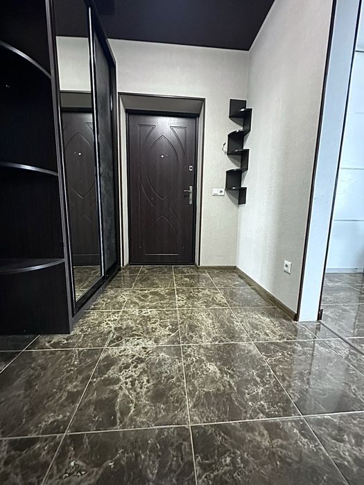 Видова квартира подобово, ЖК Річ Таун