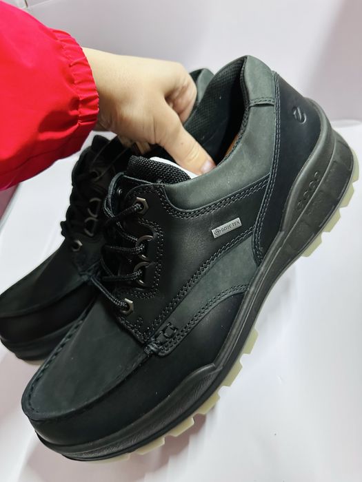 Чоловічі туфлі Ecco Track 25