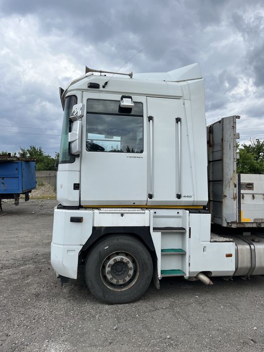 Renault Magnum 440