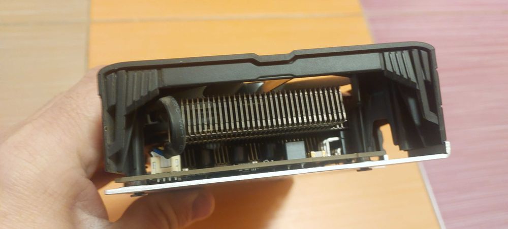 Sapphire RX 580 8GB Pulse — Надійна карта, без нюансів (Full Box)