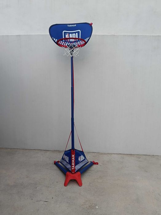 Cesta de basketball + bola de basketball