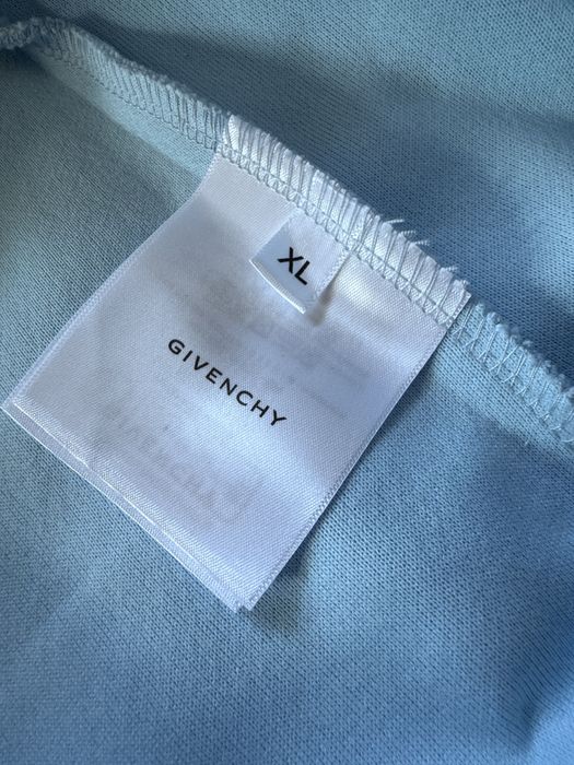 Кофта Givenchy paris