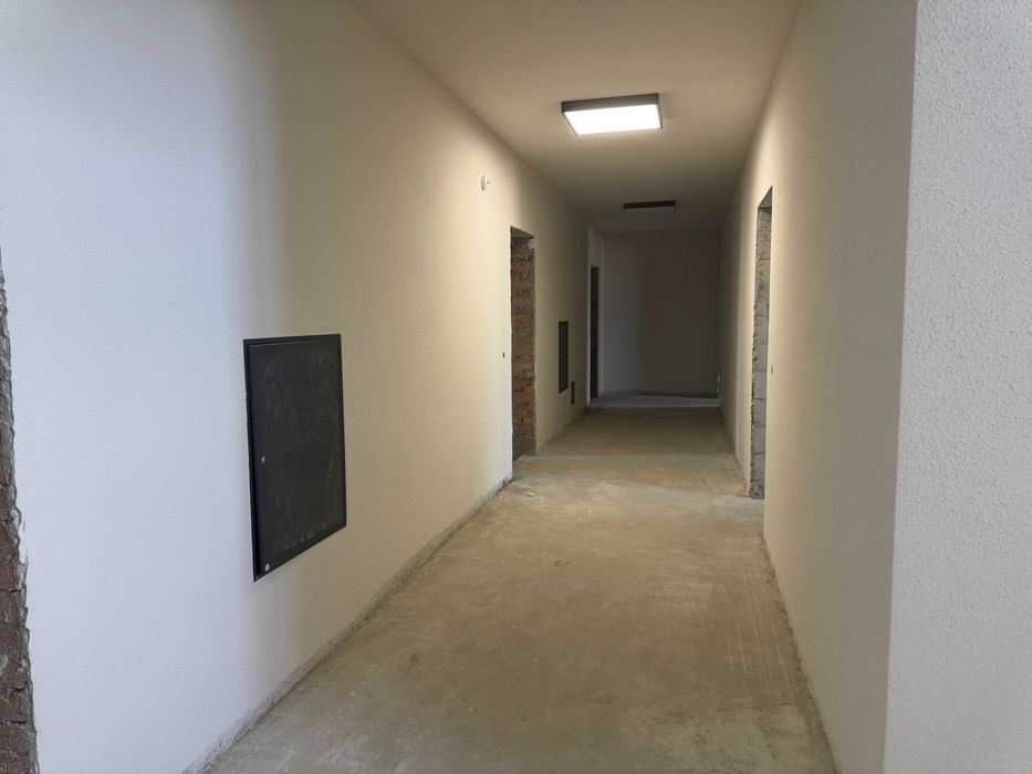 Продаж(Єоселя) 1-кімнатної квартири 53 м2 Пустомити (9км.від Львова)