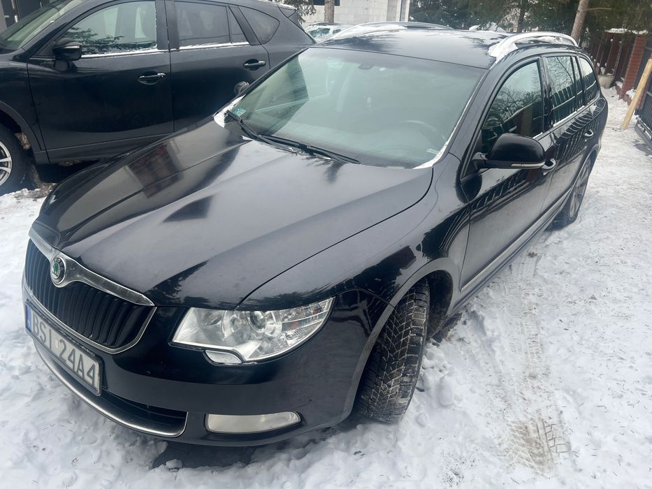 Skoda SUPERB 1.6TDI  2011r stan bdb