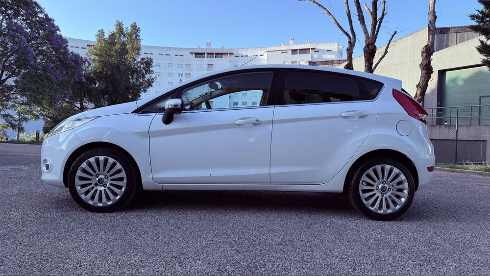 Ford Fiesta 2009 - Muito Conservado