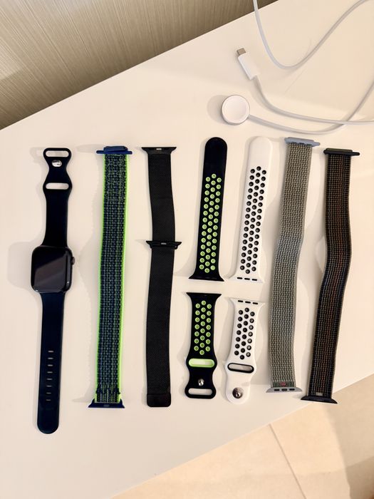 Apple Watch 8 GPS + Cellular