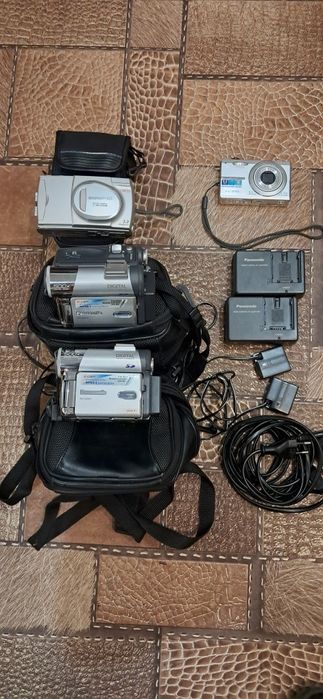 Відеокамера Panasonic NV-GS55,фотоапарат  olimpus