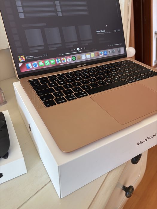 Macbook air 2019