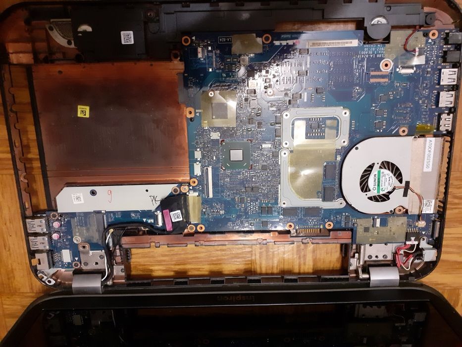 Ноутбук DELL inspiron 5520