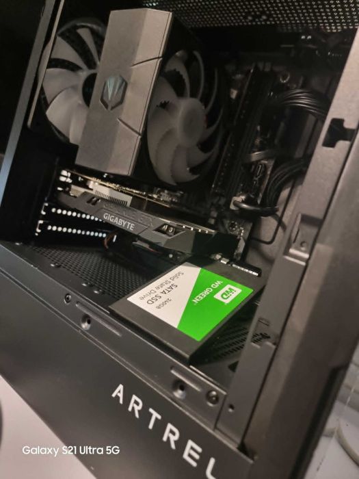 PC Do Gier i5 8400 6x4,00Ghz /GTX 1650 4GB/16GB RAM/SSD 240/ 450W 80+