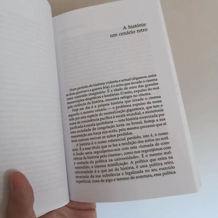 Simulacros e Simulação (Jean Baudrillard)