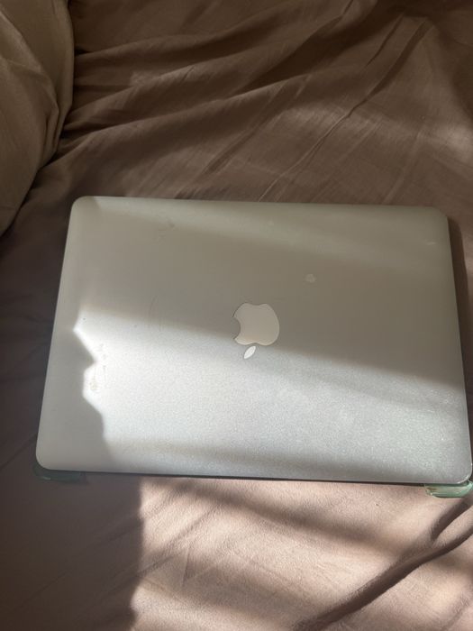 Macbook air 2015 на запчастини