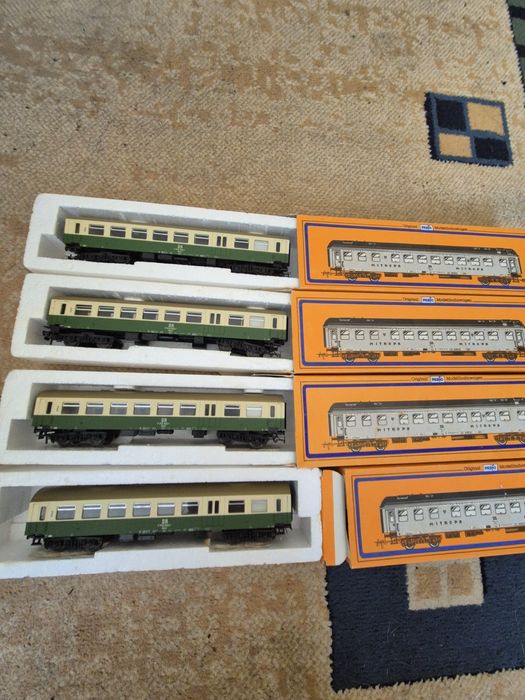 Komplet wagonow Prefo H0 Piko H0 stan idealny nieuzywane!