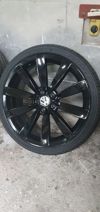 Alufelgi Lugano 5x112 opony jak nowe 235/35/19