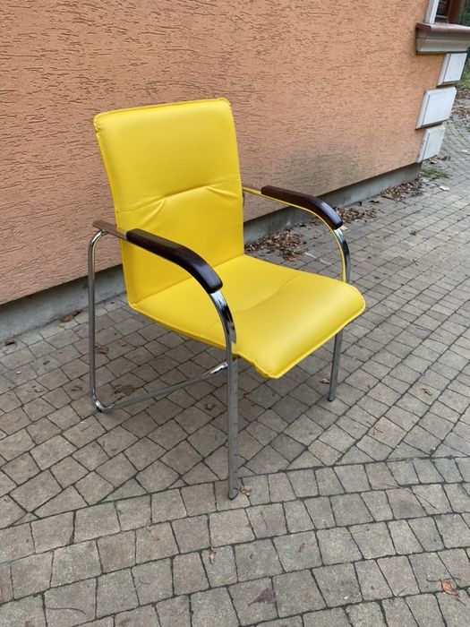 Krzesła biurowe - praktycznie nowe