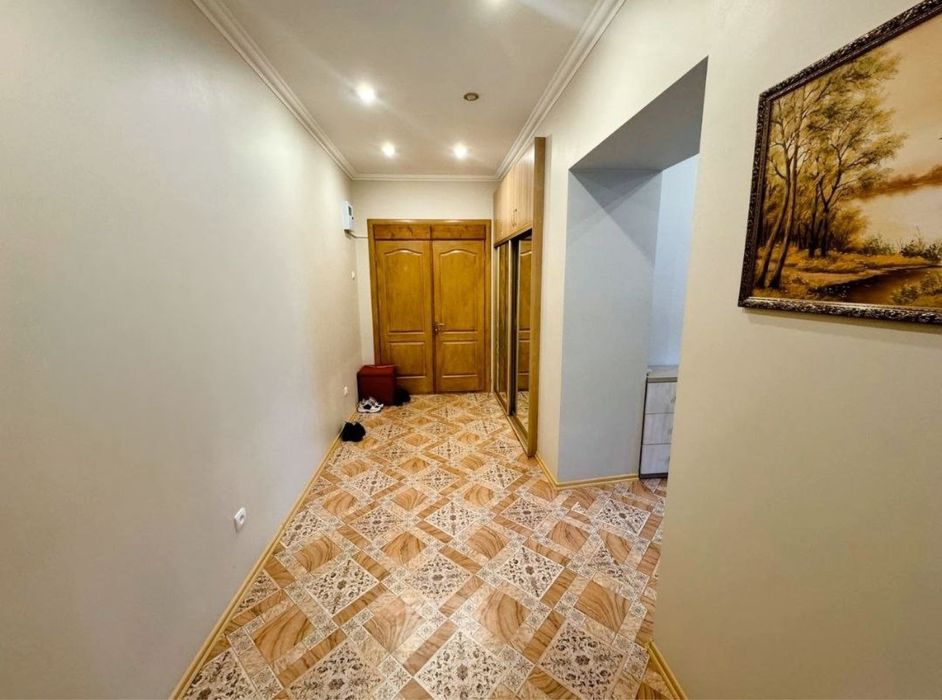 Соборна/Потьомкінська 2к квартира на продажі 1 поверх