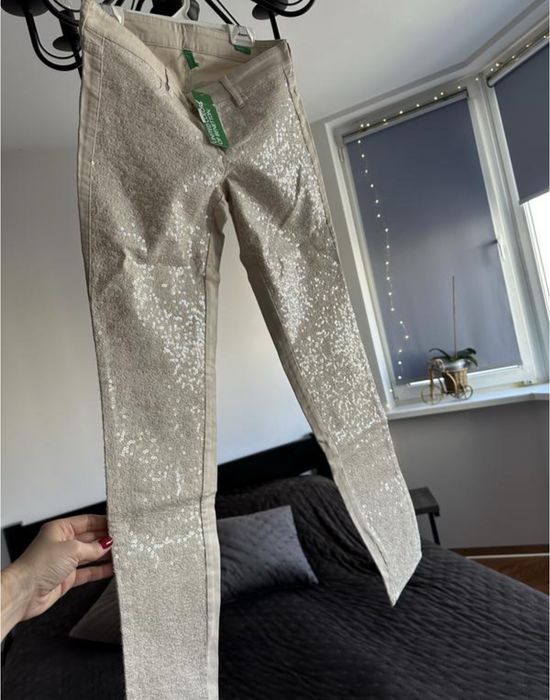 United colors of benetton нові нарядні джинси з паєтками