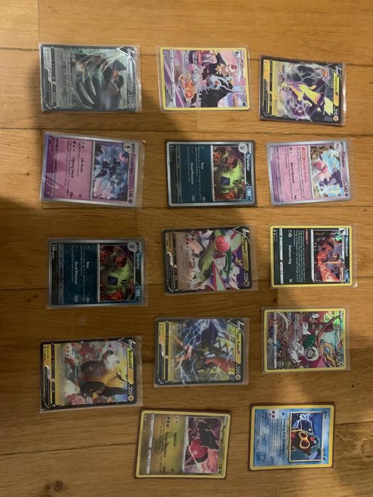 Vendo cartas Pokémon a 45 euros
