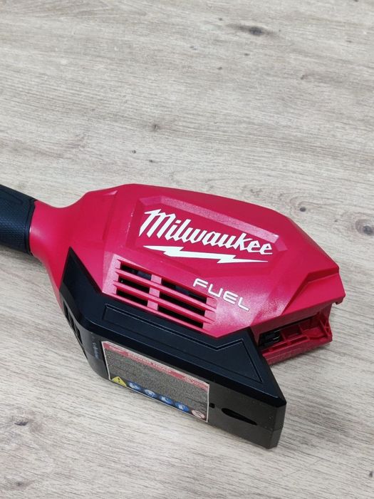 Акумуляторний тример Milwaukee FUEL 2825-20ST. Мотокоса акумуляторна. USA!
