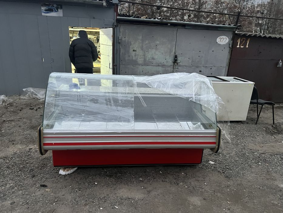 Холодильная витрина
