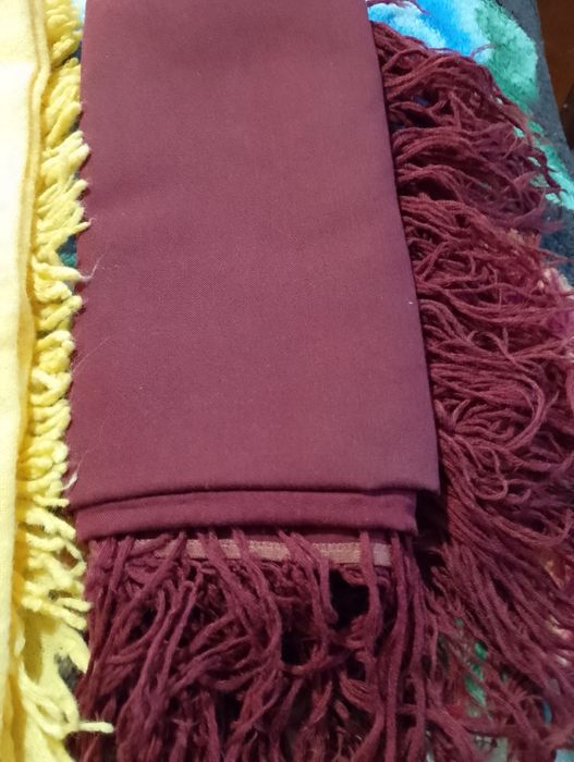 Хустки шерстяна та суконна