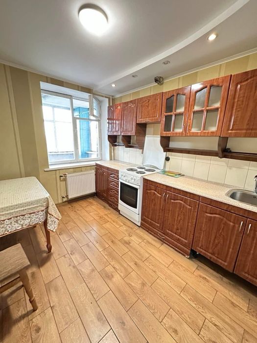 Продаж 1 кім квартири Леваневського( поряд з ДК)