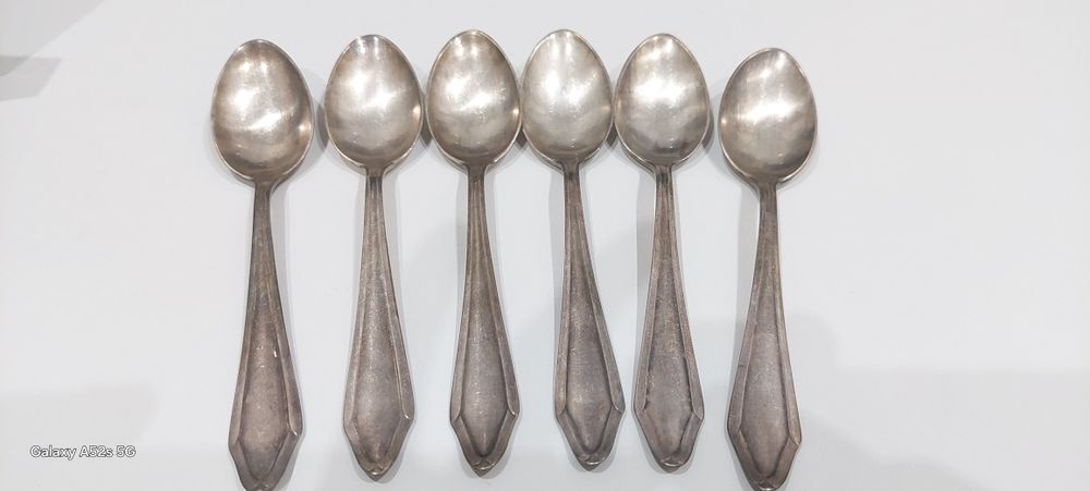 Stare, posrebrzane łyżeczki do herbaty