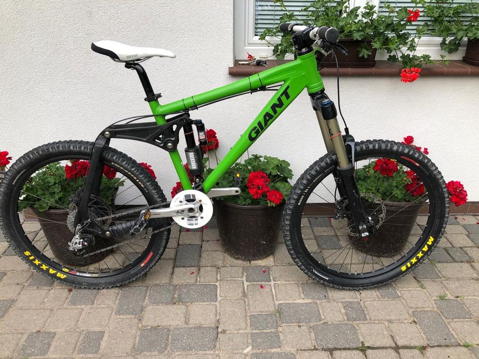 Rower Giant full suspension