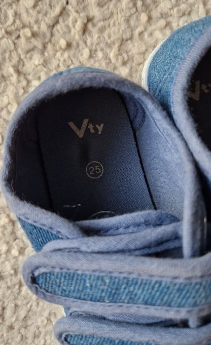 Trampki na rzepy VTY 25