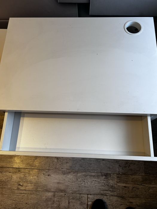 Oddam ZA DARMO biurko