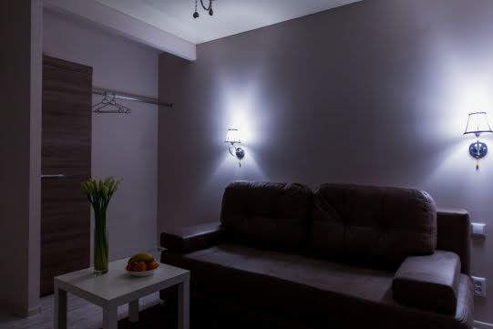 Пр.Гагарина 76 , почасово 650/2часа