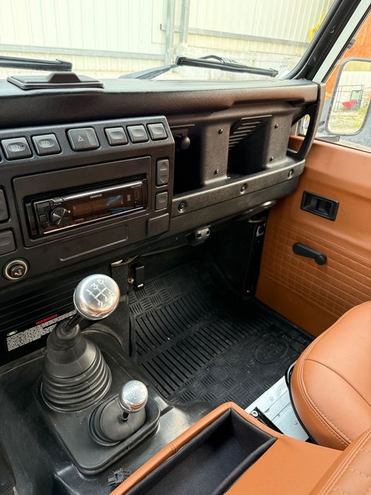 Land Rover Defender foto 5