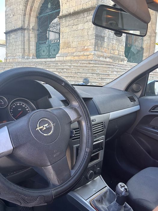 Opel astra caravan 2006