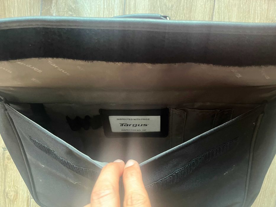 Mala PC Marca Targus - 45x35cm - 17’’