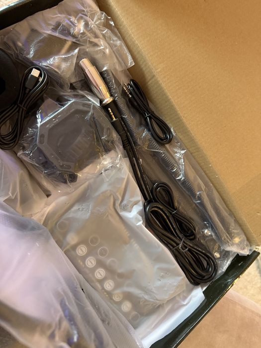 Profesjonalny mikrofon studyjny z bluetooth i mikserem nowy