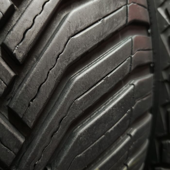 225/40/18 XL Sprzedam parę opon całorocznych Michelin
